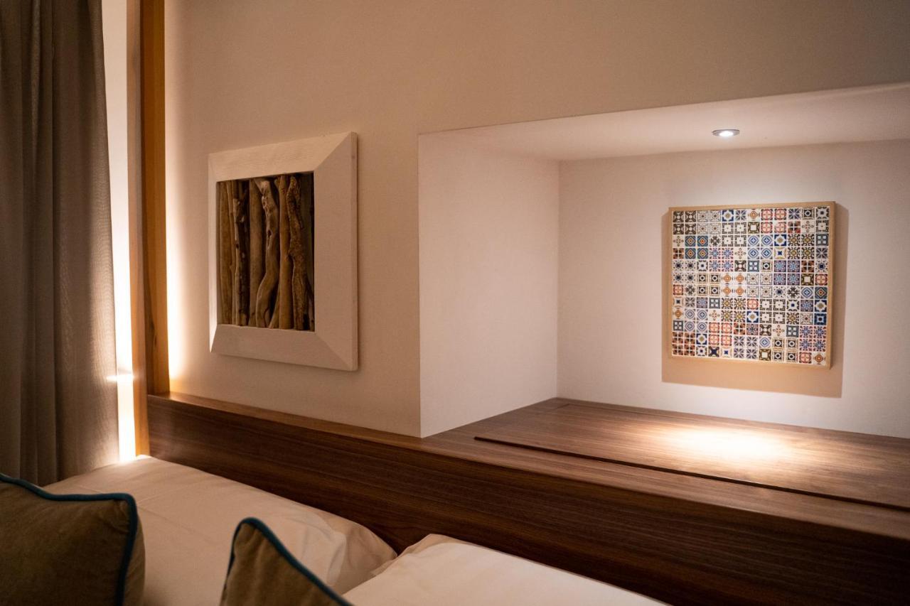 B-Welcome Rooms Of Charme E Relax Polignano a Mare Exterior photo